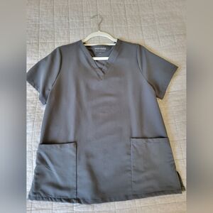 MANDALA Scrub Top, 6 Pocket Top Pewter - M, Color: Gray